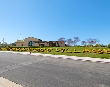 950 Avenida Carmel - Photo Thumbnail 24