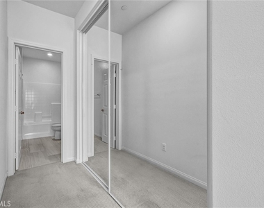 125 Neptune - Photo Thumbnail 18