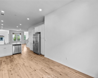 125 Neptune - Photo Thumbnail 13