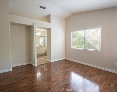 11 Tuolumne Way - Photo Thumbnail 11