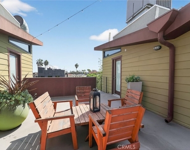 1418 Innes Place - Photo Thumbnail 29