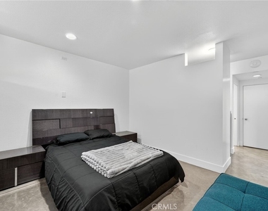 1418 Innes Place - Photo Thumbnail 20