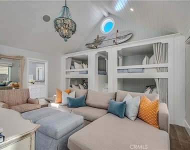317 E Bay Front - Photo Thumbnail 27