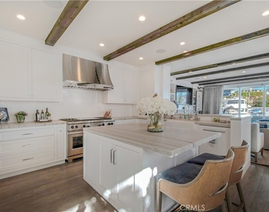 317 E Bay Front - Photo Thumbnail 10
