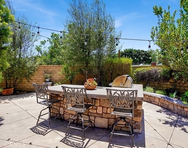 2519 Cornerstone - Photo Thumbnail 10