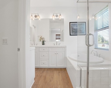 2519 Cornerstone - Photo Thumbnail 17