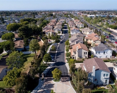 2519 Cornerstone - Photo Thumbnail 28