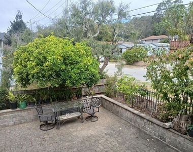 411 San Carlos Avenue - Photo Thumbnail 16