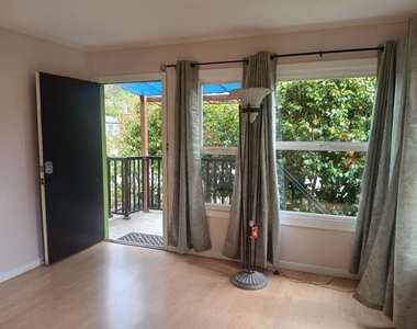 411 San Carlos Avenue - Photo Thumbnail 3