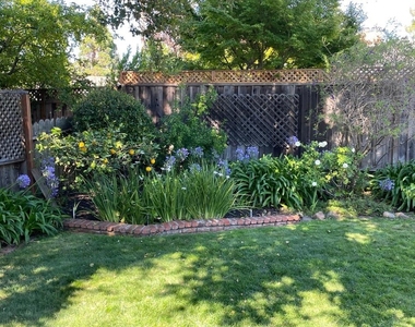 356 Stanford Avenue - Photo Thumbnail 27