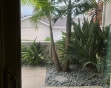 24736 Meridian Drive - Photo Thumbnail 14