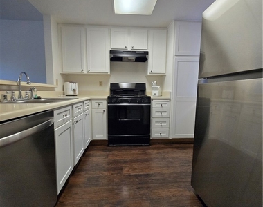 42995 Park - Photo Thumbnail 6