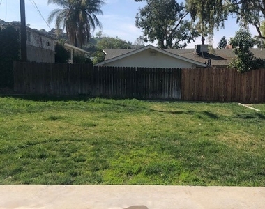 11594 Poplar Street - Photo Thumbnail 24