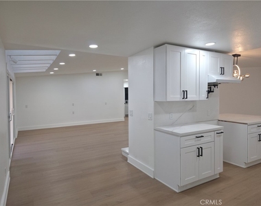115 Rancho - Photo Thumbnail 8