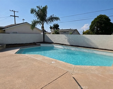 115 Rancho - Photo Thumbnail 27