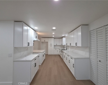 115 Rancho - Photo Thumbnail 6