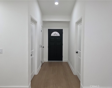 115 Rancho - Photo Thumbnail 2