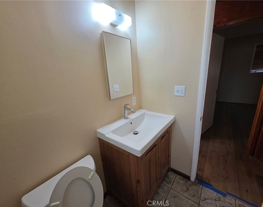 474 Delle - Photo Thumbnail 8