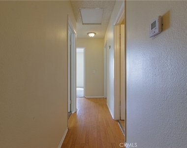 25429 Hemlock Ave - Photo Thumbnail 15