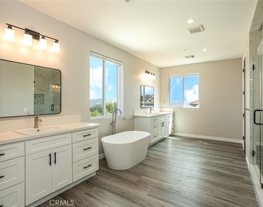 1751 Duncan - Photo Thumbnail 18