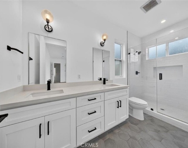 10853 Otsego Street - Photo Thumbnail 24