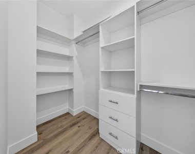 10853 Otsego Street - Photo Thumbnail 28