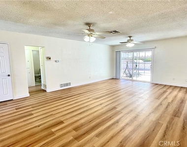 11652 Faculty Dr - Photo Thumbnail 14