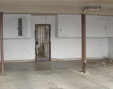 761 Upton Drive - Photo Thumbnail 10