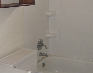 761 Upton Drive - Photo Thumbnail 14