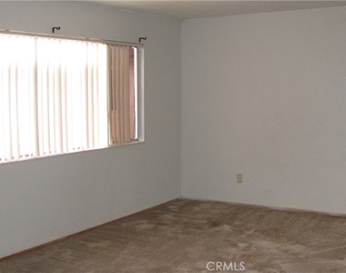 761 Upton Drive - Photo Thumbnail 5