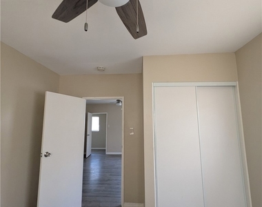 1231 S Duncan - Photo Thumbnail 5