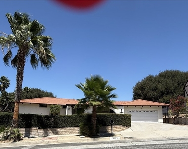 16371 Chella Drive - Photo Thumbnail 3