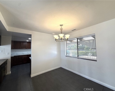 16371 Chella Drive - Photo Thumbnail 11