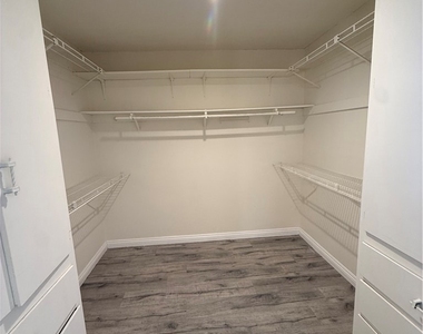 16371 Chella Drive - Photo Thumbnail 21