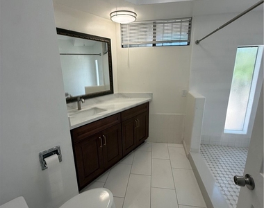 16371 Chella Drive - Photo Thumbnail 22