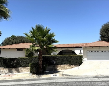16371 Chella Drive - Photo Thumbnail 2