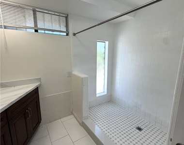 16371 Chella Drive - Photo Thumbnail 25