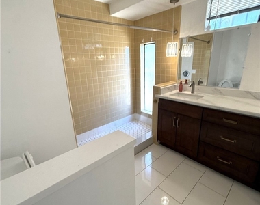 16371 Chella Drive - Photo Thumbnail 23