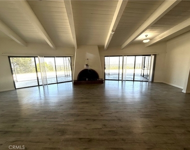 16371 Chella Drive - Photo Thumbnail 14