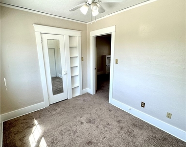 150 W 9th - Photo Thumbnail 5