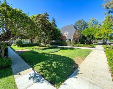 180 W 9th Street - Photo Thumbnail 18