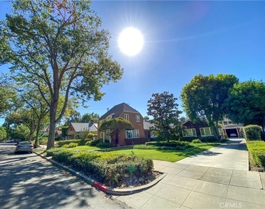 180 W 9th Street - Photo Thumbnail 19