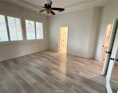12169 Wembley Court - Photo Thumbnail 22