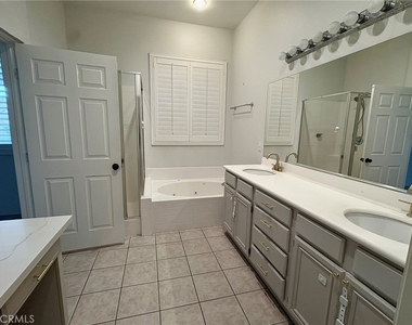12169 Wembley Court - Photo Thumbnail 25