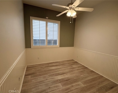 12169 Wembley Court - Photo Thumbnail 14