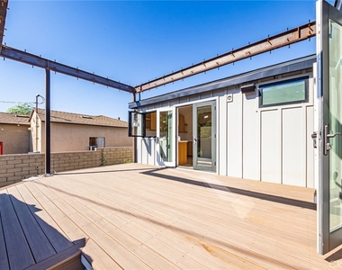 2051 Mcpherson - Photo Thumbnail 37