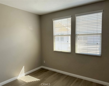 13409 Mashona Avenue - Photo Thumbnail 10