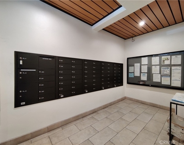 1300 Midvale Avenue - Photo Thumbnail 25