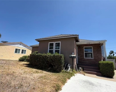 2132 Divine - Photo Thumbnail 18