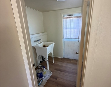 2053 N Garfield - Photo Thumbnail 8